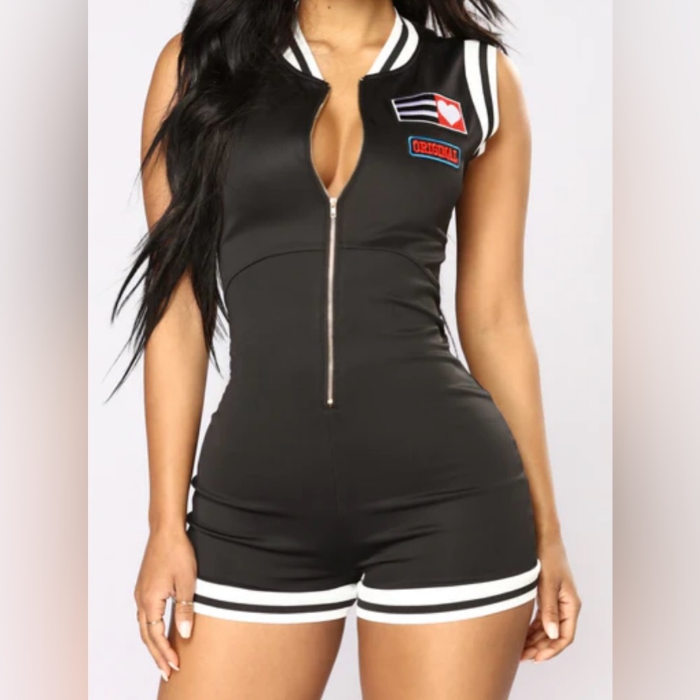 Sleeveless black romper - size XS